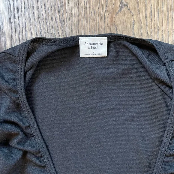 Abercrombie Lot of 5 Small Tops Coverup Skirts S - Picture 3 of 11